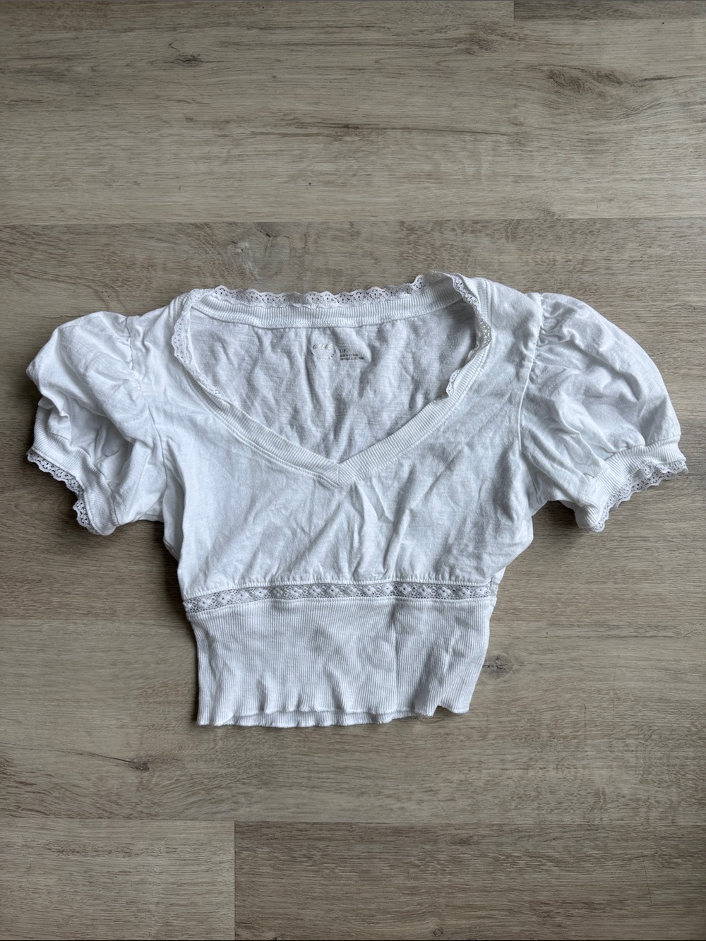 aerie White Cropped Lace-Trim Puff Sleeve Top